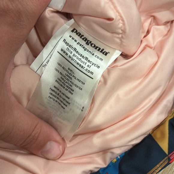 Patagonia Girls Baby Snow Pile Jacket Geometric Print Size 2T - Picture 5 of 5